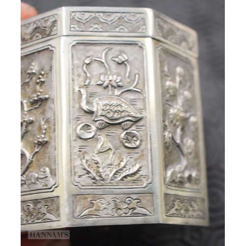 45C - A LATE 19TH CENTURY CHINESE STRAITS SILVER BOX AND COVER inset with a jadeite disc. 8 x 8.5 cm