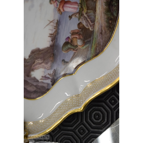 704 - A FINE 19TH CENTURY MEISSEN PORCELAIN TWIN HANDLED TRAY painted with a marine landscape. 25 cm wide.