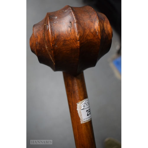 255 - AN UNUSUAL 19TH CENTURY TRIBAL CARVED WOOD THROWING CLUB possibly Chinese Huanghuali wood. 65 cm lon... 