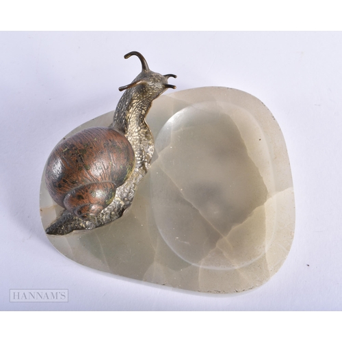 180 - A 19TH CENTURY AUSTRIAN COLD PAINTED BRONZE SNAIL ASHTRAY. 13 cm x 11cm.