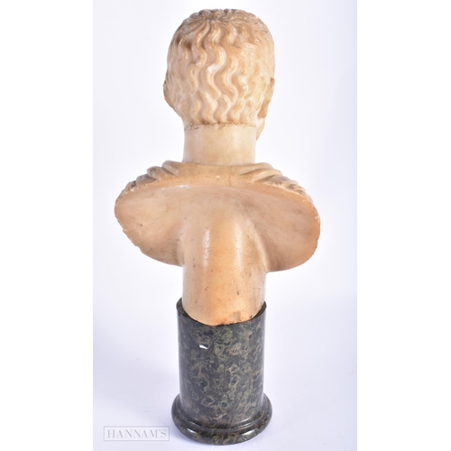 204 - AN EARLY 19TH CENTURY EUROPEAN GRAND TOUR CARVED STONE FIGURE After the Antiquity. 19 cm high.