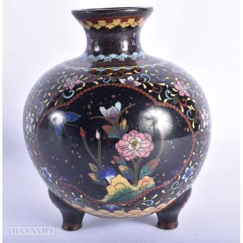 207 - A 19TH CENTURY JAPANESE MEIJI PERIOD CLOISONNE ENAMEL VASE of globular form. 15cm x 9 cm.