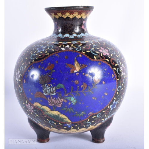 207 - A 19TH CENTURY JAPANESE MEIJI PERIOD CLOISONNE ENAMEL VASE of globular form. 15cm x 9 cm.