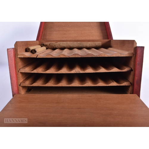 228 - A LATE 19TH CENTURY TOOLED LEATHER GENTLEMAN'S CIGAR HUMIDOR. 24 cm x 20 cm.