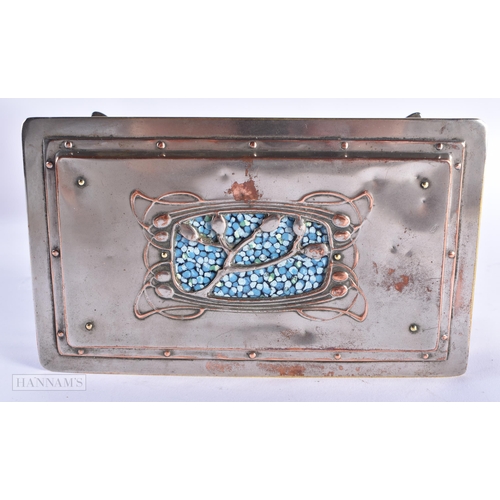 25 - A STYLISH ART NOUVEAU ENAMELLED CASKET decorated with organic foliage. 17 cm x 9 cm.