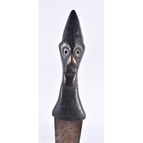 26 - AN ANTIQUE AFRICAN TRIBAL BONE AND CROCODILE SKIN KNIFE. 30 cm long.  We do not offer in-house shipp... 