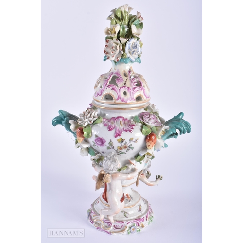 318 - AN 18TH/19TH CENTURY GERMAN MEISSEN STYLE POT POURRI AND COVER together with a smaller schneeballen ... 