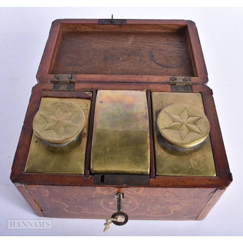 329 - AN UNUSUAL 18TH CENTURY CONTINENTAL CARVED WOOD TEA CADDY decorated with birds and foliage. 17 cm x ... 