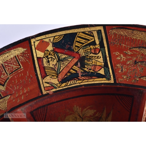 367 - A CHARMING 19TH CENTURY CHINOISERIE LACQUERED WOOD GAMING BOARD. 29 cm diameter.