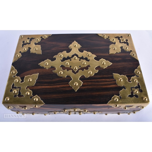 371 - AN EARLY VICTORIAN COROMANDEL GOTHIC REVIVAL CASKET. 27cm x 18cm.