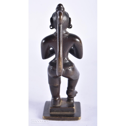 390 - A RARE 18TH19TH CENTURY INDIAN BRONZE HANUMAN BRONZE MONKEY DEITY. 13 cm high.