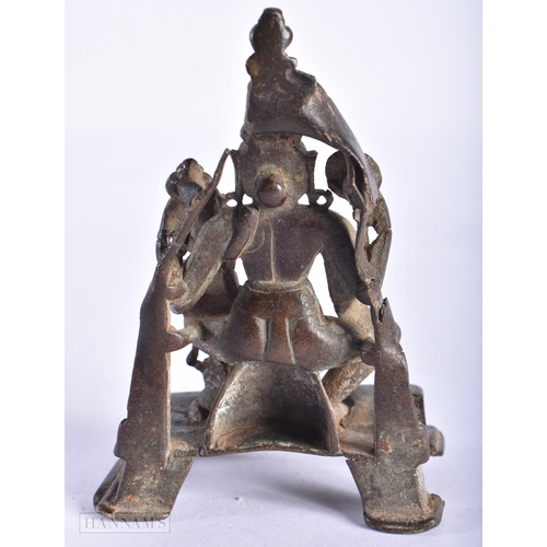 391 - A 13TH/14TH CENTURY INDIAN BRONZE FIGURE OF SHIVA PARVATI. 10.5 cm x 6.5 cm.