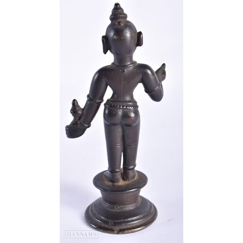 394 - AN 18TH/19TH CENTURY INDIAN BRONZE FIGURE OF RADHA. 14cm high.