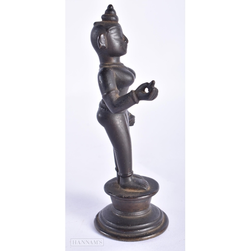 394 - AN 18TH/19TH CENTURY INDIAN BRONZE FIGURE OF RADHA. 14cm high.