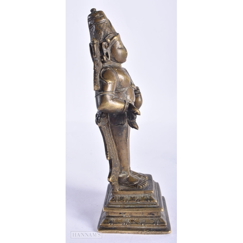 400 - A LARGE 18TH CENTURY INDIAN BRONZE FIGURE OF VITHOBA bearing inscription to footrim. 19 cm high.