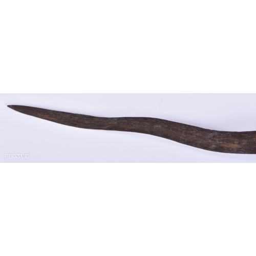 409 - A LARGE PAIR OF ANTIQUE KRISS DAGGERS. 50 cm long.   We do not offer in-house shipping on bladed ite... 