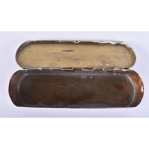 435 - AN 18TH CENTURY DUTCH ENGRAVED BRASS TOBACCO BOX. 14cm wide.