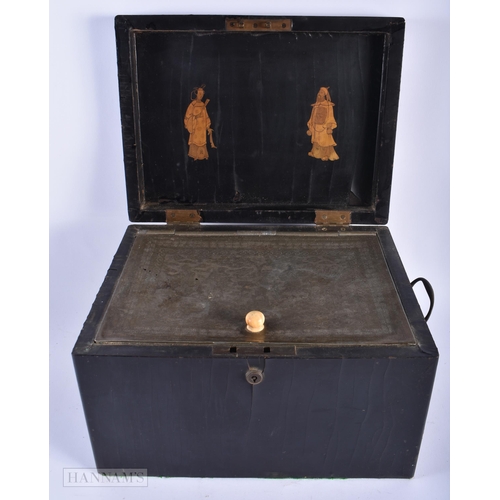 453 - A LARGE EARLY 19TH CENTURY CHINESE BLACK LACQUER TEA CADDY together with a Japanese lacquer gaming b... 