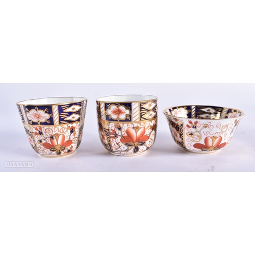 492 - ASSORTED ROYAL CROWN DERBY PORCELAIN. (qty)