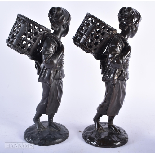 538 - A PAIR OF 19TH CENTURY JAPANESE MEIJI PERIOD BRONZE OKIMONO. 29 cm high.