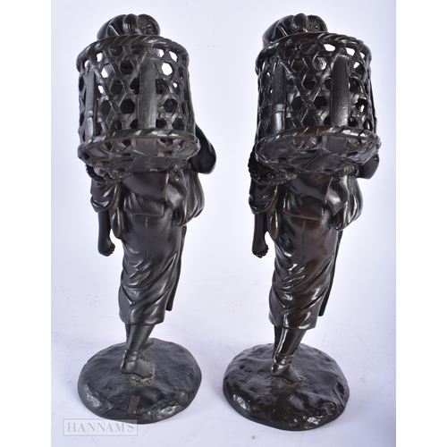 538 - A PAIR OF 19TH CENTURY JAPANESE MEIJI PERIOD BRONZE OKIMONO. 29 cm high.