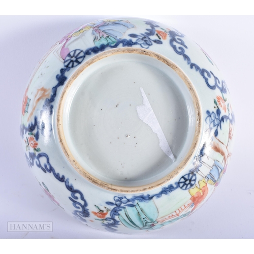 609 - AN 18TH CENTURY CHINESE EXPORT FAMILLE ROSE PORCELAIN BOWL Qianlong. 20 cm diameter.