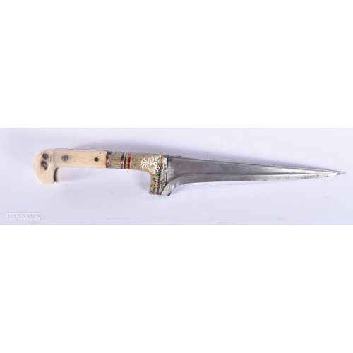 623 - AN ANTIQUE CONTINENTAL EASTERN KNIFE together with a Military item and an eel fork. Largest 50 cm lo... 