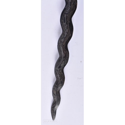 624 - AN ANTIQUE BURMESE ASIAN CARVED WOOD CASED KRIS DAGGER. 60cm long.  We do not offer in-house shippin... 