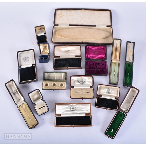 654 - ASSORTED JEWELLERY BOXES. (qty)