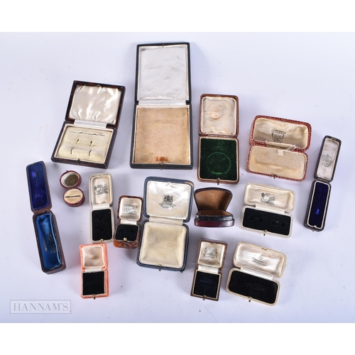 658 - ASSORTED JEWELLERY BOXES. (qty)