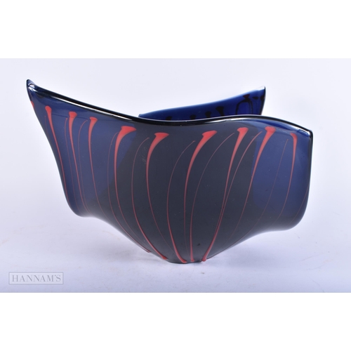 675 - A STYLISH VINTAGE DEEP BLUE RED ENAMELLED ART GLASS BOWL. 32 cm x 22cm.