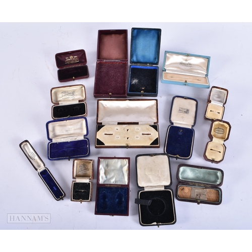 712 - ASSORTED JEWELLERY BOXES. (qty)