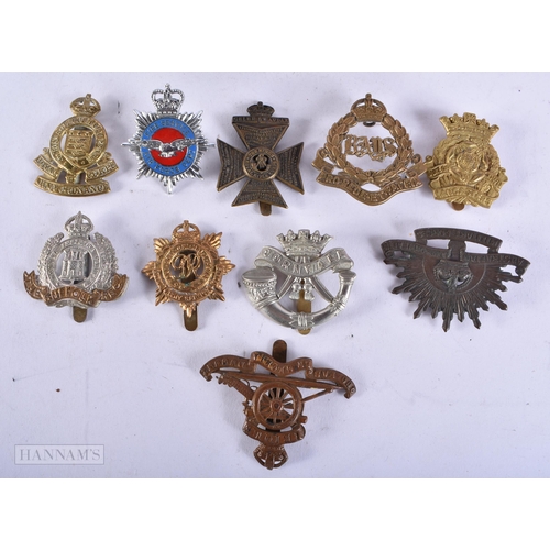 749 - WW1 1914 Princess Mary Christmas Tin and Military Cap Badges Inc Australian, KRRC, Suffolk, Etc x 10... 