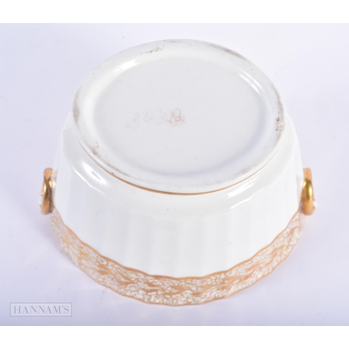 902 - 18th century Derby sucrier and cover of faceted form with oval ring handle, gilded with two intricat... 