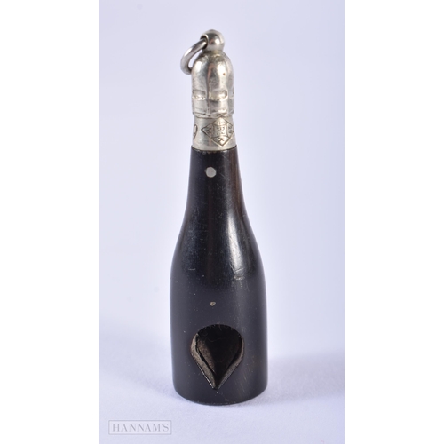 1276 - A VINTAGE CHAMPAGNE BOTTLE CIGAR CUTTER. 10.3 grams. 5.5 cm x 1.5 cm.