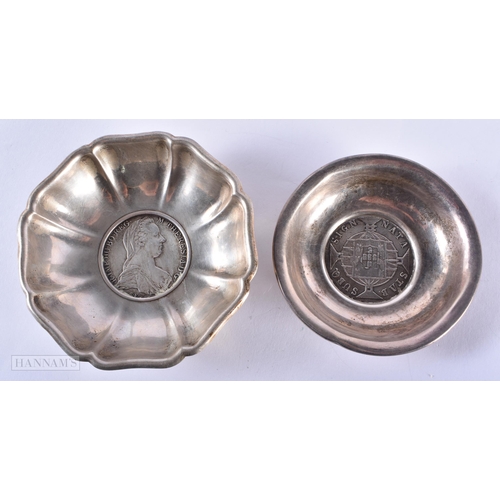 1280 - TWO ANTIQUE SILVER COIN DISHES. 113 grams. Largest 10 cm wide. (2)