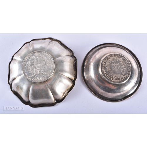 1280 - TWO ANTIQUE SILVER COIN DISHES. 113 grams. Largest 10 cm wide. (2)