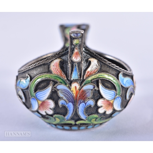 1283 - AN ANTIQUE RUSSIAN SILVER AND ENAMEL KOVSCH. 50.7 grams. 7.75 cm x 4.5 cm.