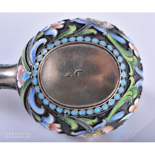 1283 - AN ANTIQUE RUSSIAN SILVER AND ENAMEL KOVSCH. 50.7 grams. 7.75 cm x 4.5 cm.