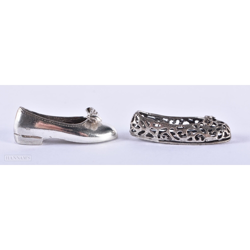 1287 - TWO SILVER SHOES. 18 grams. 1.5 cm x 4.25 cm. (2)