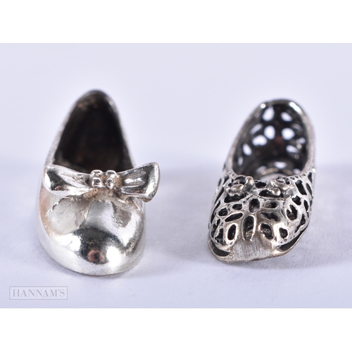 1287 - TWO SILVER SHOES. 18 grams. 1.5 cm x 4.25 cm. (2)