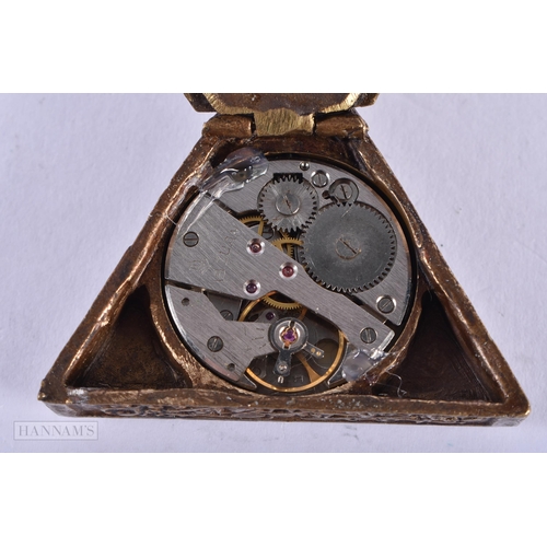 1290 - A MASONIC POCKET WATCH. Running. 5.75 cm x 5 cm.