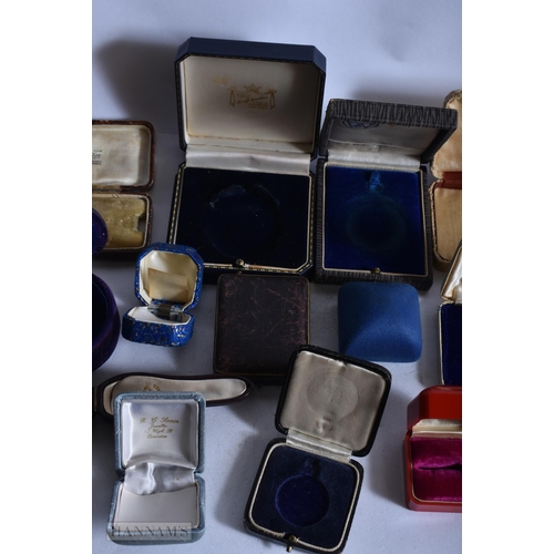 1970 - ASSORTED JEWELLERY BOXES. (qty)