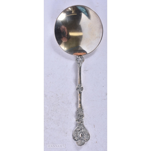 1977 - A SET OF FOUR EDWARDIAN SILVER SPOONS. London 1906. 228 grams. 18cm long. (4)