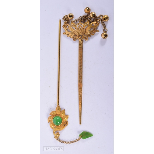 2654 - TWO CHINESE YELLOW METAL HAIRPINS. 50 grams. 18cm long. (2)