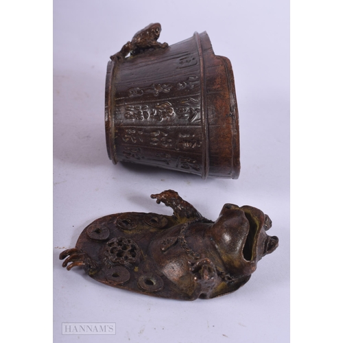 2663 - A JAPANESE BRONZE FROG IN BATH OKIMONO. 207 grams. 6 cm x 6.75 cm.