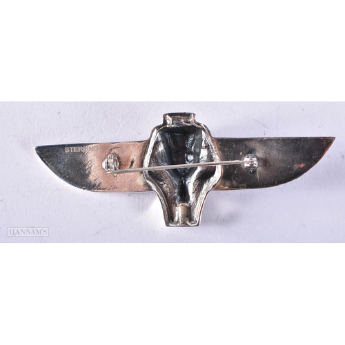 4093 - A SILVER AND ENAMEL PHARAOH BROOCH. 17.7 grams. 2.75 cm x 7.5 cm.