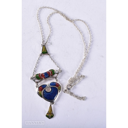 4095 - A SILVER AND ENAMEL NOUVEAU NECKLACE. 11.6 grams. Chain 46 cm long, pendant 8.25 cm x 3.25 cm.