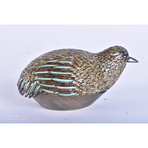 4100 - A LIMITED EDITION SILVER AND ENAMEL QUAIL BOX AND COVER. No 259 of 500. 123 grams. 9.5 cm wide.