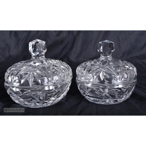 4125 - A CUT GLASS DRESSING TABLE SET. Largest 30 cm wide. (qty)